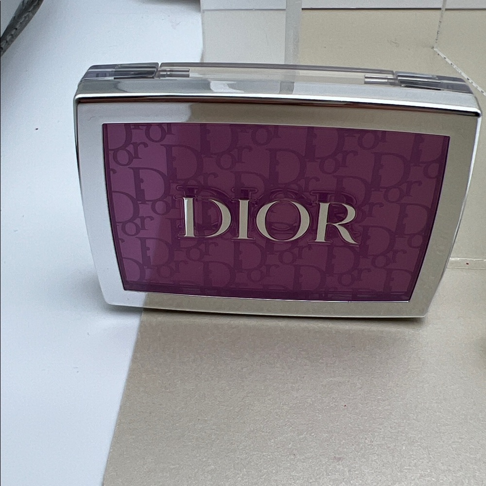 Dior Bundle: Rosy Glow Blush 063 Pink Lilac,La Mousse Off/On& Dior Dust Bag NWOT - Picture 8 of 16